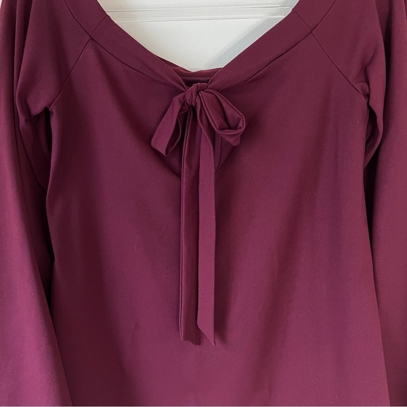 Susana Monaco Burgundy Off the Shoulder Bell Sleeve Tie Back Top - Picture 8 of 10